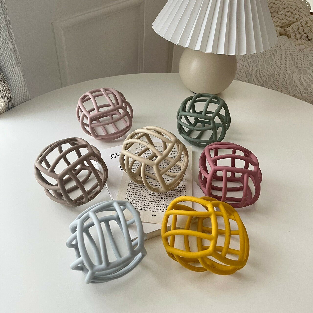 カワイイアンドボーン ベビーボール シリコンボール ボール 丸いボール 食洗器対応 BPA free 柔らかい シリコン おもちゃ 歯固め 知育 ベビー用品 新...