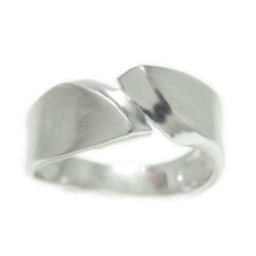 楽天ジュエリーSAYAKAリング K10ホワイトゴールド イエローゴールド ピンクゴールド 指輪 地金 地金リング 人差し指 中指 幅広 太め 大ぶり ボリューム ピンキー 重ね付け 薬指 10K 10金 ゴールド 金色 ホーニング 艶消し マット 結婚指輪 マリッジ ブライダル プレゼント 贈り物 ギフト お勧め