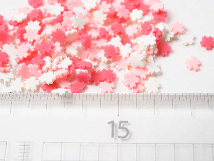 スライスパーツ チップ 桜 レッド×ピンク×ホワイト 5mm 約10g レジン 封入パーツ ...