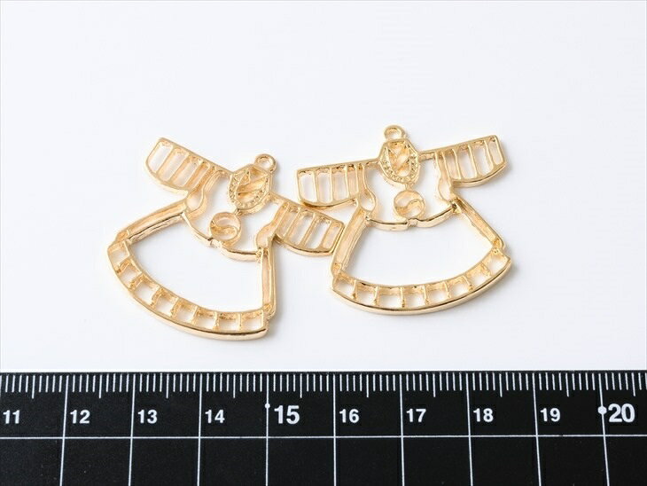 空枠 チマチョゴリ A 推し活 アクセサリー パーツ ゴールド 33mm 10個 韓服 韓流 レジン枠 フレーム オタ活 約3.3cm 問屋 土台 セッティング 型 レジン用 メタルパーツ ハンドメイドパーツ 推し活グッズ さや工房 手作り アクセサリーパーツ 卸 おすすめ