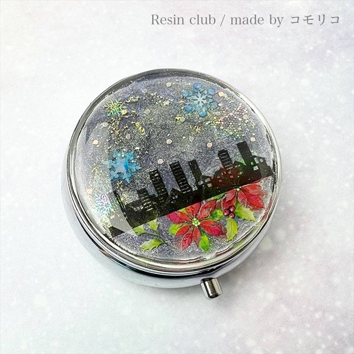 Resin club(レジンクラブ) 埋め込みレジンシール 電柱と街並み アクセサリー パーツ 88×150mm 1個 シルエット レジン用 封入 レジン資材 電線 問屋 レジン用品 レジンシール レジン封入 ハンドメイド資材 さや工房 手作り アクセサリーパーツ 卸 おすすめ sayakobo-plus-10045598 アクセサリーパーツの店 紗や工房 サンプル画像3