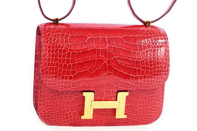 ●【HERMES】エルメス　　　ショルダーバッグ　　　コンスタンスミニ3　18　　　赤　　　クロコダイルアリゲーター　　G金具　　　ゴールド金具　　　　C刻印　　本物　　未使用　展示品