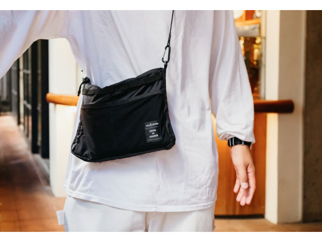 5050WORKSHOP PACKABLE SACOCHE パッカブル サコッシュ 防水 止水ファスナー キャンプ 旅行出振 車中泊 肩掛け プレゼント サーフ スノー ギフト PACKABLE BAG SERIES フィフティフィフティワークショップ 2