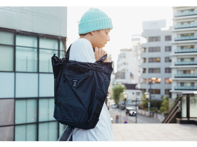 5050WORKSHOP PACKABLE TOTE BAG パッカブル トートバッグ 15L 防水 止水ファスナー キャンプ 旅行出振 車中泊 肩掛け プレゼント サーフ スノー ギフト PACKABLE BAG SERIES フィフティフィフティワークショップ 2