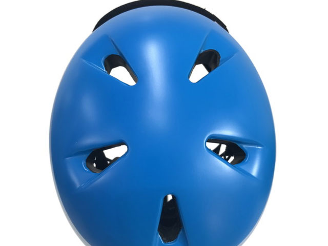 国内正規品 バーン bern TIGRE SATIN CYAN BLUE ティグレ サテンシアンブルー 青 ALL SEASON オールシーズン自転車 スケートボード スノーボード BMX ピスト ヘルメット キッズ ベビーヘルメット (推奨年齢1-2歳)