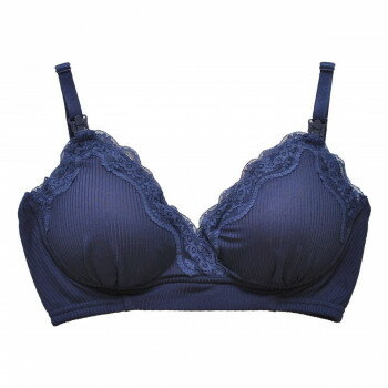 身生地はストレッチ性のある素材で、リブ調の針抜きベア天竺を使用しています。モールドカップを採用しているのでTシャツを着てもすっきりシルエット。本体と一体型のモールドカップは、授乳後や洗濯後にカップ形状を戻しやすいと好評です。カップ内側に縫い付けられたパワーネット素材のパッド押さえパネルは、伸縮性が高く通気性も良く、面でバストを中央へやさしく引き寄せます。本体サイドのベルト部分は、表地の裏側にパワーネットを縫い付けソフトにサポート。沢山の機能でノンワイヤーなのにバストをふんわり支えます。授乳機能は、ストラップオープンとクロスオープンのダブル機能です。※マタニティサイズは一般のレディースサイズと異なりますのでご注意ください。※バストなどボディサイズの変化は個人差がありますので、当てはまらない場合もございます。※今後のバスト変化(妊娠?授乳期)を見越してお選びください。迷った時は少し大きめをおすすめします。※油分(ボディクリームオイル等)が製品に沈着すると色移りが発生する場合がございますのでご注意ください。サイズMグラマーサイズ(バスト90?98cm、アンダーバスト目安67?75cm)個装サイズ：23×32×5cm重量個装重量：74g素材・材質ポリエステル90%ポリウレタン10%(針抜きベア天竺)レース部分:ナイロン、ポリウレタンパッド裏:綿100%仕様【サイズ目安】アンダーバスト70(67.5?72.5cm):カップサイズE?Gアンダーバスト75(72.5?77.5cm):カップサイズD【生地】厚さ:やや薄め伸縮性:あり透け感:若干あり【お手入れ方法】洗濯機洗い可(ネット使用)生産国中国fk094igrjs