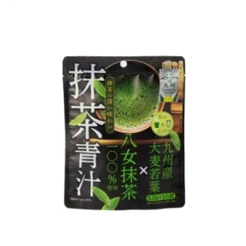 日本で親しまれている抹茶と青汁、そのふたつを一緒に味わってください。ホットでもアイスでも、おいしくお召し上がりいただけます。1杯分ずつ個包装してあるので、量る手間もなく、水に溶かしただけで、お召し上がりいただけます。水の他には、牛乳や豆乳、ヨーグルトに混ぜたり、はちみつを加えたり、お好きな飲み方を試してみてください。【お召し上がり方】1日1～2袋を目安に、1袋を80～100mL程度の水またはぬるま湯によく溶かしてお召し上がりください。※本品は食品ですので、お召し上がりいただく量や方法についての特別な定めはありません。※本品は農産物を使用しておりますので、収穫時期などにより色、味のばらつきがございますが、品質には問題ありません。※本品は食品でありますが、体調や体質によりまれに合わない場合があります。その場合は、ご使用をお控えください。※開封後はお早めにお召し上がりください。※食生活は、主食、主菜、副菜を基本に、食事のバランスを。※パッケージデザインを予告なく変更する場合がございます。ご了承ください。内容量15g(1.5g×10袋)サイズ個装サイズ：24×15×20cm重量個装重量：9000g仕様賞味期間：製造日より720日セット内容1.5g×10包×10個入生産国日本栄養成分【1袋(1.5g当たり)】エネルギー:4.05kcal、たんぱく質:0.23g、脂質:0.05g、炭水化物:1.11g(糖質:0.23g、食物繊維:0.88g)、食塩相当量:0.002g、カリウム:19.50mg、カルシウム:5.25mg、鉄:0.11mg、マグネシウム:1.80mgビタミンA:10.35μgビタミンC:2.55mg、ビタミンE:0.24mg、ビタミンK:22.50μg、葉酸:6.45μgカフェイン:5.12mg、エピガロカテキンガレート:19.50mg原材料名称：大麦若葉加工食品大麦若葉末(大麦若葉(九州産))、難消化性デキストリン、抹茶保存方法直射日光および高温多湿の場所を避けて保存してください。製造（販売）者情報株式会社新日配薬品山口県下関市新垢田北町2-19fk094igrjs