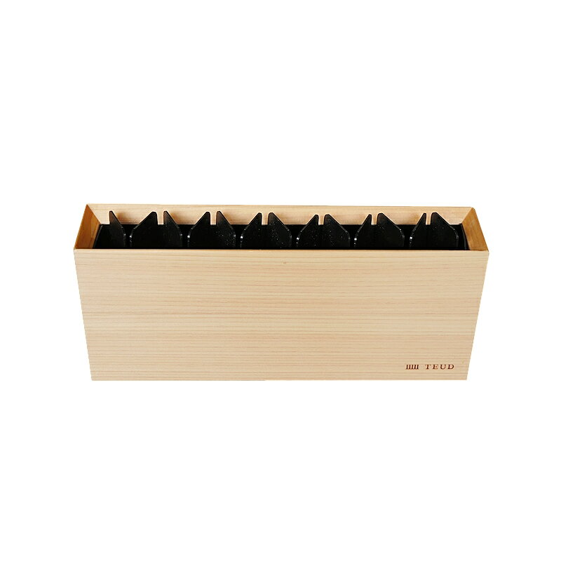 BONBONMAMAのTEUD テウド ペンホルダー | ブラック ダイワ産業 日本製 ペン立て オフィス 木製 pen holder ひのき 木 国産 天然木 おしゃれ ミニマル 高級感 インテリア ペンが自立 コンパクト 樹脂 made in Japan 受付 reception ギフト プレゼント 開業祝い 入学祝い｜アングル3