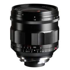 【中古】Voigtlander フォクトレンダー NOKTON 21mm F1.4 Aspherical VMマウント ブラック【メーカー名】【メーカー型番】【ブランド名】フォクトレンダー 一眼レフカメラレンズ 【商品説明】Voigtlander フォクトレンダー NOKTON 21mm F1.4 Aspherical VMマウント ブラック画像はサンプル写真のため商品のコンディション・付属品の有無については入荷の度異なります。※中古品のため「限定」「初回」「保証」「DLコード」などの表記がありましても、特典・付属品・保証等は付いておりません。中古品のため使用に影響ない程度の使用感・経年劣化（傷、汚れなど）がある場合がございます。※中古品の特性上ギフトには適しておりません。当店では初期不良に限り、商品到着から5日間は返品を受け付けております。お問い合わせ・メールにて不具合詳細をご連絡ください。お客様都合での返品はお受けしておりませんのでご了承ください。他モールとの併売品の為、売り切れの場合はご連絡させて頂きます。★ご注文からお届けまで1、ご注文（24時間受付）2、注文確認⇒当店から注文確認メールを送信致します3、在庫確認⇒中古品は受注後に、再メンテナンス、梱包しますので、お届けまで3日〜10日程度とお考え下さい。4、入金確認⇒前払い決済をご選択の場合、ご入金確認後、配送手配を致します5、出荷⇒配送準備が整い次第、出荷致します。配送業者、追跡番号等の詳細をメール送信致します。6、到着⇒出荷後、1〜3日後に商品が到着します。※離島、北海道、沖縄は遅れる場合がございます。予めご了承下さい。お電話でのお問合せは少人数で運営の為受け付けておりませんので、お問い合わせ・メールにてお願い致します。ご来店ありがとうございます。当店では良品中古を多数揃えております。お電話でのお問合せは少人数で運営の為受け付けておりませんので、お問い合わせ・メールにてお願い致します。