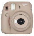 【中古】FUJIFILM インスタントカメラ チェキ instax mini8プラス 接写レンズ・純正ハンドストラップ付き ココア INS MINI 8P CO...
