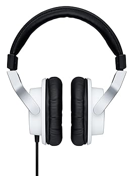 【中古】［非常に良い］ヤマハ YAMAHA スタジオモニターヘッドホン ホワイト HPH-MT7W【メーカー名】【メーカー型番】【ブランド名】ヤマハ(YAMAHA) モニターヘッドホン 【商品説明】ヤマハ YAMAHA スタジオモニターヘッドホン ホワイト HPH-MT7W画像はサンプル写真のため商品のコンディション・付属品の有無については入荷の度異なります。掲載と付属品が異なる場合は確認のご連絡をさせて頂きます。※中古品のため「限定」「初回」「保証」「DLコード」などの表記がありましても、特典・付属品・帯・保証等は付いておりません。（未使用・未開封品は除く）中古品のため使用に影響ない程度の使用感・経年劣化（傷、汚れなど）がある場合がございます。※中古品の特性上ギフトには適しておりません。当店では初期不良に限り、商品到着から5日間は返品を受付けております。お問い合わせ・メールにて不具合詳細をご連絡ください。お客様都合での返品はお受けしておりませんのでご了承ください。他モールとの併売品の為、売り切れの場合はご連絡させて頂きます。★ご注文からお届けまで1、ご注文（24時間受付）2、注文確認⇒当店から注文確認メールを送信致します3、在庫確認⇒中古品は受注後に、再メンテナンス、梱包しますので、お届けまで3日〜10日程度とお考え下さい。4、入金確認⇒前払い決済をご選択の場合、ご入金確認後、配送手配を致します5、出荷⇒配送準備が整い次第、出荷致します。配送業者、追跡番号等の詳細をメール送信致します。6、到着⇒出荷後、1〜3日後に商品が到着します。※離島、北海道、沖縄は遅れる場合がございます。予めご了承下さい。お電話でのお問合せは少人数で運営の為受け付けておりませんので、お問い合わせ・メールにてお願い致します。ご来店ありがとうございます。当店では良品中古を多数揃えております。お電話でのお問合せは少人数で運営の為受け付けておりませんので、お問い合わせ・メールにてお願い致します。