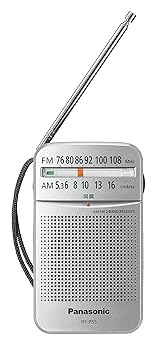 【中古】［非常に良い］パナソニック FM/AM 2バンドレシーバー (シルバー) RF-P55-S【メーカー名】【メーカー型番】【ブランド名】パナソニック(Panasonic) AM/FMラジオ 【商品説明】パナソニック FM/AM 2バンドレシーバー (シルバー) RF-P55-S画像はサンプル写真のため商品のコンディション・付属品の有無については入荷の度異なります。商品写真はできる限り実物の色に近づけるよう徹底しておりますが、 お使いのモニター設定、お部屋の照明等により実際の商品と色味が異なる場合がございます。掲載と付属品が異なる場合は確認のご連絡をさせて頂きます。※中古品のため「限定」「初回」「保証」「DLコード」などの表記がありましても、特典・付属品・帯・保証等は付いておりません。（未使用・未開封品は除く）中古品のため使用に影響ない程度の使用感・経年劣化（傷、汚れなど）がある場合がございます。※中古品の特性上ギフトには適しておりません。当店では初期不良に限り、商品到着から5日間は返品を受付けております。お問い合わせ・メールにて不具合詳細をご連絡ください。お客様都合での返品はお受けしておりませんのでご了承ください。他モールとの併売品の為、売り切れの場合はご連絡させて頂きます。★ご注文からお届けまで1、ご注文（24時間受付）2、注文確認⇒当店から注文確認メールを送信致します3、在庫確認⇒中古品は受注後に、再メンテナンス、梱包しますので、お届けまで3日〜10日程度とお考え下さい。4、入金確認⇒前払い決済をご選択の場合、ご入金確認後、配送手配を致します5、出荷⇒配送準備が整い次第、出荷致します。配送業者、追跡番号等の詳細をメール送信致します。6、到着⇒出荷後、1〜3日後に商品が到着します。※離島、北海道、沖縄は遅れる場合がございます。予めご了承下さい。お電話でのお問合せは少人数で運営の為受け付けておりませんので、お問い合わせ・メールにてお願い致します。ご来店ありがとうございます。当店では良品中古を多数揃えております。お電話でのお問合せは少人数で運営の為受け付けておりませんので、お問い合わせ・メールにてお願い致します。
