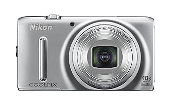 【中古】Nikon デジタルカメラ COOLPIX S9400 光学18倍ズーム 有効画素数1811万画素 プラウドシルバー S9400SL【メーカー名】【メーカー型番】【ブランド名】Nikon デジタル一眼レフ 【商品説明】Nikon デジタルカメラ COOLPIX S9400 光学18倍ズーム 有効画素数1811万画素 プラウドシルバー S9400SL画像はサンプル写真のため商品のコンディション・付属品の有無については入荷の度異なります。※中古品のため「限定」「初回」「保証」「DLコード」などの表記がありましても、特典・付属品・保証等は付いておりません。中古品のため使用に影響ない程度の使用感・経年劣化（傷、汚れなど）がある場合がございます。※中古品の特性上ギフトには適しておりません。当店では初期不良に限り、商品到着から5日間は返品を受け付けております。お問い合わせ・メールにて不具合詳細をご連絡ください。お客様都合での返品はお受けしておりませんのでご了承ください。他モールとの併売品の為、売り切れの場合はご連絡させて頂きます。★ご注文からお届けまで1、ご注文（24時間受付）2、注文確認⇒当店から注文確認メールを送信致します3、在庫確認⇒中古品は受注後に、再メンテナンス、梱包しますので、お届けまで3日〜10日程度とお考え下さい。4、入金確認⇒前払い決済をご選択の場合、ご入金確認後、配送手配を致します5、出荷⇒配送準備が整い次第、出荷致します。配送業者、追跡番号等の詳細をメール送信致します。6、到着⇒出荷後、1〜3日後に商品が到着します。※離島、北海道、沖縄は遅れる場合がございます。予めご了承下さい。お電話でのお問合せは少人数で運営の為受け付けておりませんので、お問い合わせ・メールにてお願い致します。ご来店ありがとうございます。当店では良品中古を多数揃えております。お電話でのお問合せは少人数で運営の為受け付けておりませんので、お問い合わせ・メールにてお願い致します。