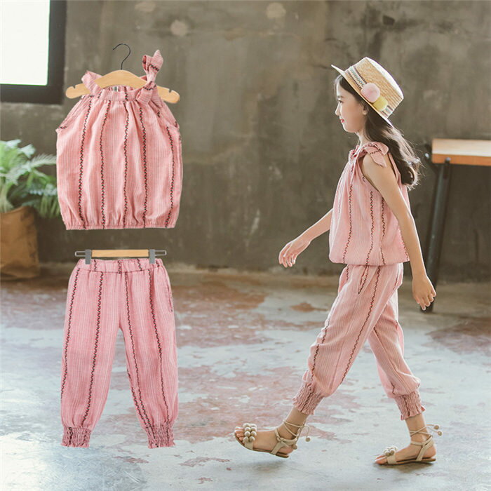Rakuten - 子供服 セットアップ キッズ 女の子 ノースリーブ 春夏 2点セット 上下セット Tシャツ 薄手 ハーフパンツ おしゃれ カジュアル 涼しい 新品 ジャージ 可愛い