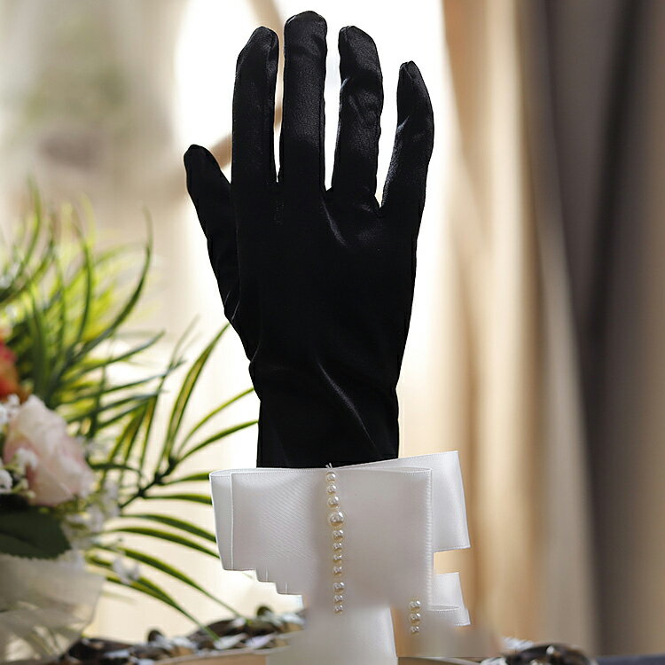 【送料無料】ウェディンググローブ ブライダル手袋 ドレスグローブ パール 黒いウェディンググローブ ショートグローブ 指ありドレスグローブ ウェディング小物 花嫁 結婚式 ニ次会 披露宴 エレガント 高品質 撮影道具