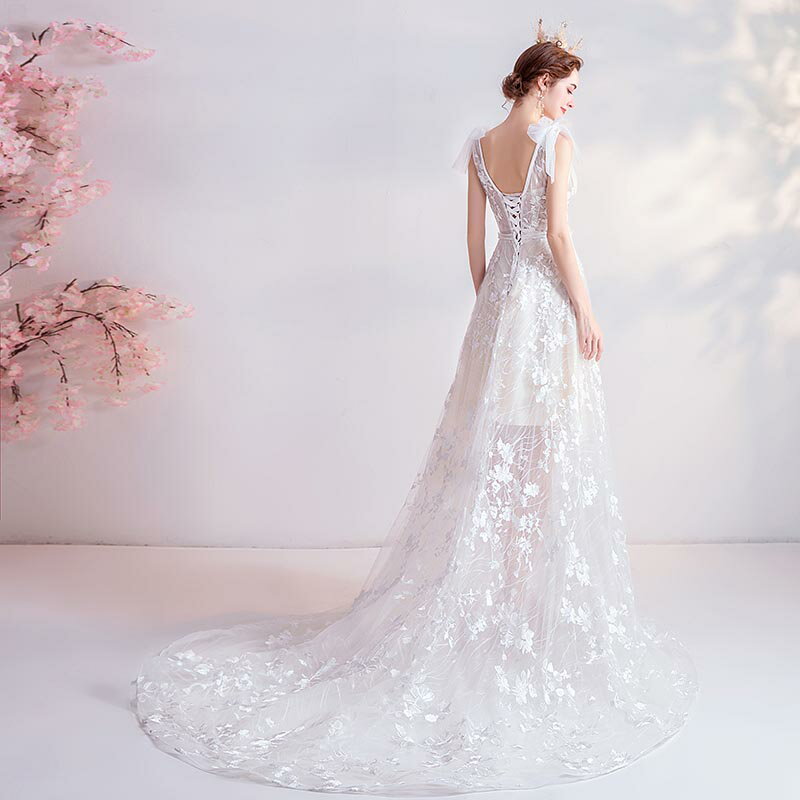 ウェディングドレス 海外挙式 花嫁 小きい パーティードレス ブライダル ロングドレスノースリーブ 前撮り 後撮り 二次会 シンプル ワンピース トレーン 可愛い 海外 撮影用 復古 ピアノ 発表会 海外旅行 フォト リゾート ウエディングドレス Vカット 披露宴 結婚式 演奏会