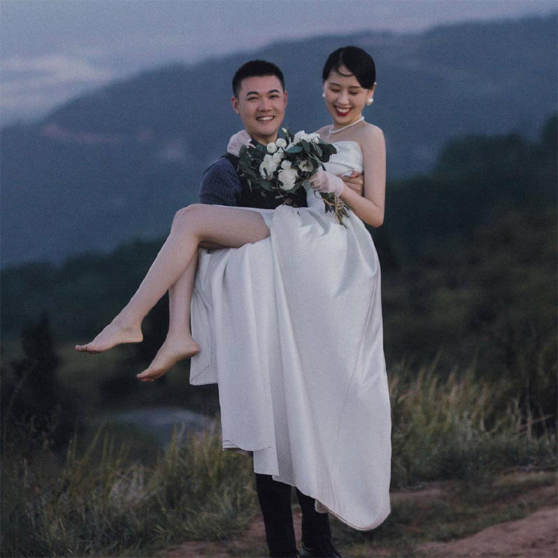 ウェディングドレス 海外挙式 花嫁 二次会 フォーマルドレス 結婚式 パーティードレス ノースリーブ ブライダル ロングドレス 前撮り シンプル ワンピース 撮影用 ウエディングドレス 着痩せ 復古 ピアノ 発表会 海外旅行 フォト リゾート ふわふわスカート オーダーメイド