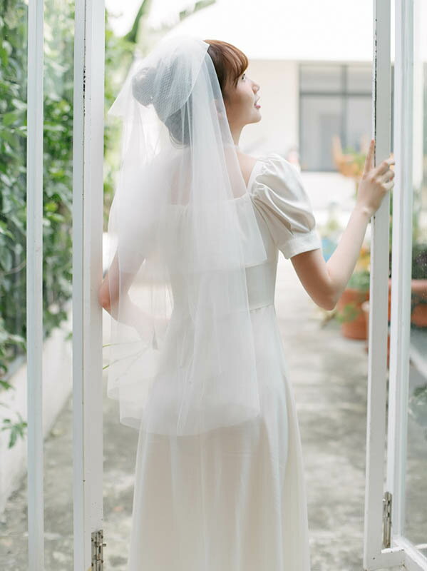 ウエディングドレス 二次会 着痩せ ワンピース 結婚式 Aラインドレス ブライダル 花嫁 フォーマル ドレス シンプル ミディアムドレス ボタン飾り 海外拳式 パーティードレス wedding dress 撮影 発表会 演奏会 食事会 ハネムーンフォト 20代 30代 40代 50代