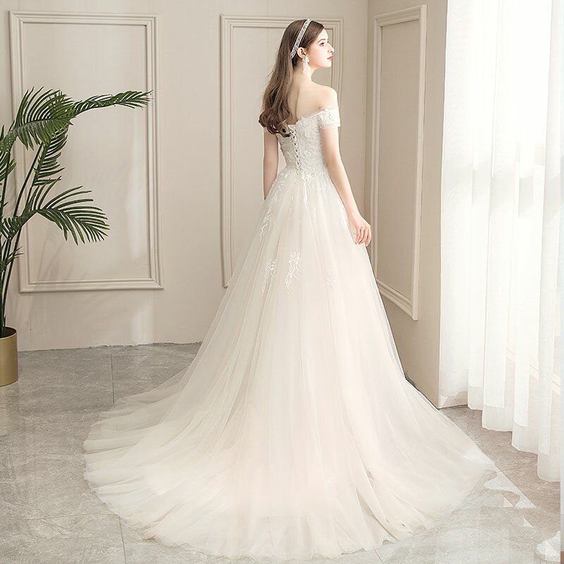 ウェディングドレス 花嫁 二次会 海外挙式 前撮り シンプル ワンピース 大人 上品 復古 後撮り 海外旅行 フォト オフショルダー ウエディングドレス ピアノ 発表会 披露宴 結婚式 演奏会 発表会 トレーン パーティードレス リゾート ブライダル ロングドレス