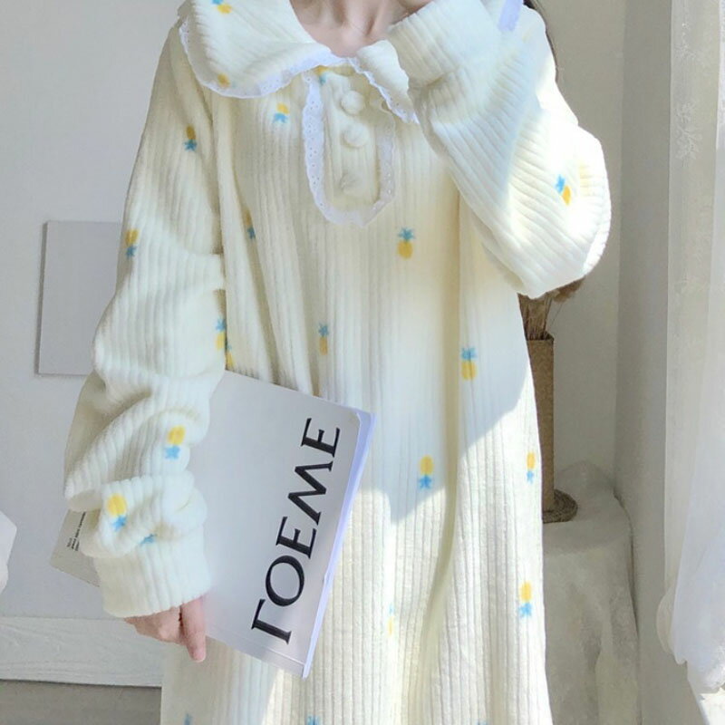 乐天商城 - パジャマ レディース 長袖 冬 キルト ルームウエア 上下セット パジャマ 可愛い ルームウェア かわいい コモコ ルームウエア 部屋着 ふわもこ 防寒着 セットアップ 寒さ対策 大きいサイズ ホワイト