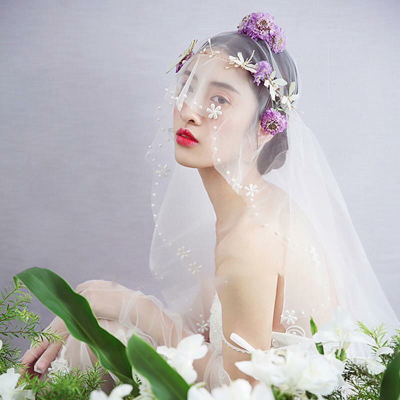 発想的 最新デザイン ベール ベールアップ パール付き お花の刺繍 シンプル ベールダウン オフホワイト 結婚式 ウエディングベール 海外撮影 森系 透明感たっぷり 可愛い