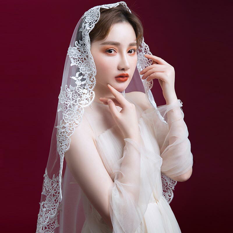 ロングベール 結婚式 ウエディングベール 刺繍付き ベールダウン ベールアップ ビンテージ ロイヤル 宮廷 プリンセス オフホワイト 優雅 淑女 中世紀 お嬢様 海外撮影