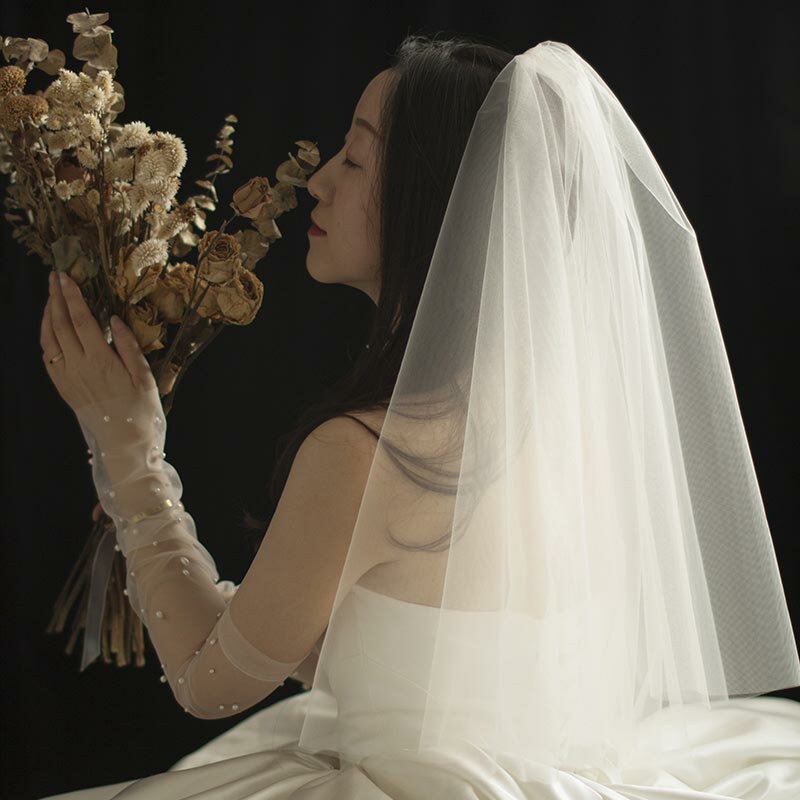 ウェディングベール 二重ベール 欧米スタイル 結婚式 披露宴 シンプル 高級感 シャンパンゴールド セミロング 手作りベール ベールダウン ベールアップ ふんわり 優雅 立体感 ビンテージ 海外撮影 旅行結婚 撮影道具