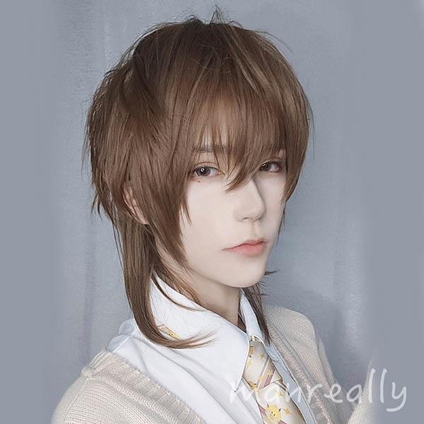 [ セット内容 ]ウィッグ/ヘアネット【※こちらの商品は、個人差等ございますので、商品ご到着後、お客様ご自身より手くしやカット等多少の調節が必要な場合もございます。】「記載のないアクセサリー　小物等は付属しません」[ カラー ]写真をご参照ください[ 素材 ]高温耐熱ファイバー[ サイズ ](cm)長さ：35cm※表記寸法と実寸値の多少の誤差はご容赦ください。※ご注意：詳しいサイズや注意点については、【商品情報・詳細】を必ずご確認ください。ウィッグ メンズ 短髪 かつら 超自然 フルウィッグ コスプレウィッグ 可愛い ショート 耐熱ウィッグ ブラウン 小顔効果抜群 原宿風 コスチューム dp045n1n1x1サイズ表（cm）長さ：35cm※表記寸法と実寸値の多少の誤差はご容赦ください。「記載のないアクセサリー、小物等は付属しません」注意事項下記項目を必ずご一読頂き、ご了承の上ご注文をお願いします。● 閲覧環境により掲載写真と実際の商品の色合いが異なる場合があります。● モデルに小物を使う場合がございますが商品に含まれません。● 稀ではございますが製造過程・出荷過程で出来る細かなキズ・汚れ・ほつれ等がございます。細部まで気になる方のご購入はご遠慮ください。● 商品の仕様・デザインは製造元の都合により予告なく変更することがあります。また、突然の欠品等で商品手配の遅れや手配ができない場合がございますので、ご了承ください。● ボタンの穴が開いていない商品が稀にございますが不良品ではございません。● 海外製品のため品質表示タグのついていない商品もございます。● 万が一商品に不備があった場合の返品・交換は商品到着後5日以内とさせていただいております。期日以降はお受け致しかねます。● 土日祝祭日のご注文およびお問い合わせへの弊社からの回答は翌営業日以降となります。結婚式やイベントにて、ご友人と同じ商品をそれぞれ別にご購入予定のお客様へ● ご友人と同日にご注文・ご入金をお願い致します。（難しい場合、ご注文前にご相談ください）● ご注文の際にご注文手続きページにて【同じ商品を希望するご友人のお名前】欄に、該当するご友人のお名前を必ずご記入ください。● 製造元の都合により稀に商品の仕様（色味やデザイン等）が予告なく変更する場合や複数店舗販売の関係上、在庫切れが起こる場合がございます。● ご友人のお名前のご記入がなかった場合や、別日でのご購入、またはご入金が遅れてしまった等の理由による在庫切れ・仕様変更によるデザインの相違があった場合の交換、返品等は受け付けることができなくなりますのでご注意願います。お買い物ガイド　＞