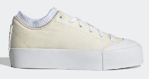 adidas アディダスカーリー クロス トレーナーXX92 KARLIE KLOSS TRAINER XX92オフホワイト/フットウェアホワイト/オフホワイト