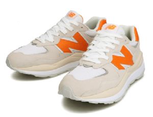 【送料無料】NB new balance ニューバランスM5740 SC1ホワイト/オレンジ