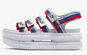 【送料無料】ナイキ NIKEウィメンズ　アイコン クラシックNIKE WMNS ICON CLASSICメタリックシルバー/ゲームロイヤル/ユニバーシティレッド/ブラックのサムネイル