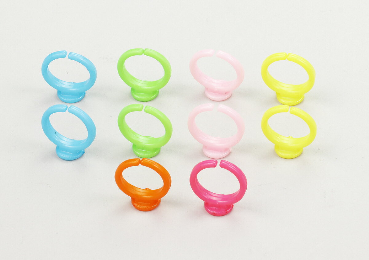 商品情報サイズ70×80×20mm重さ6素材PP生産国中国備考掲載中の商品はメーカー発注商品を多数含んでおります。お申し込みの商品が、「生産未定、中止品、メーカー在庫切れ」等で入荷予定がない際にキャンセルとさせていただく場合もございます。あらかじめご了承ください。レジンやねんどで型をとって指輪にできる【施設・会社配送】指輪パーツ 10個　アーテック 学校教材・知育玩具のアーテック製品です！ レジンやねんどで型をとって指輪にできる 2