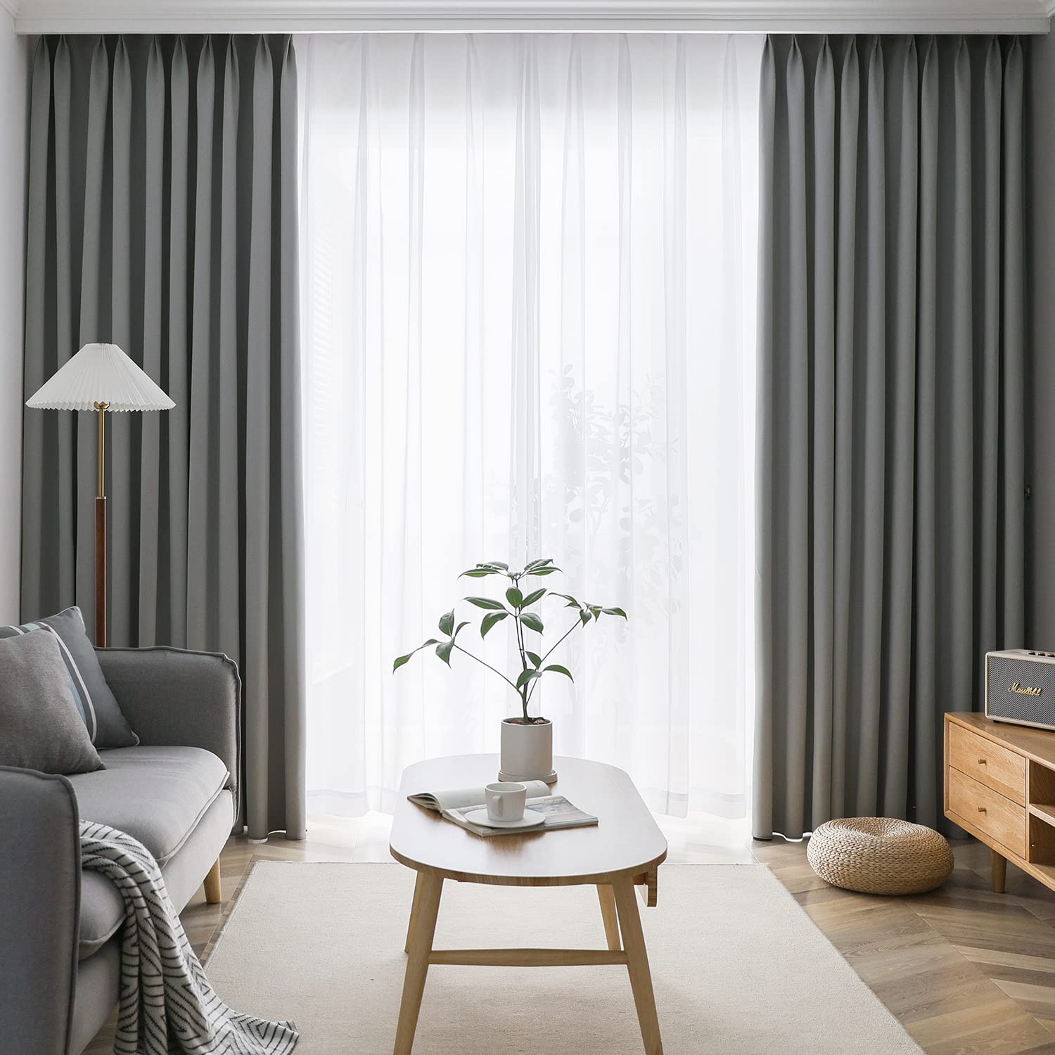 【送料無料】AIFY カーテン 4枚セット 1級遮光 99.9%以上遮光 高い機能性 高密度な生地 小窓 リビングルーム ドレープカーテン UVカット 形態記憶加工済み 断熱 節電対策 昼夜目隠し 保温 おしゃれ 洗える 洗濯 色：スモークグレー、サイズ：丈150 cm x 幅100 cm (4枚組)