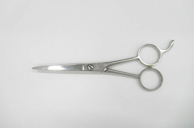 【中古】Cランク【TOA】 シザー ハサミ鋏 はさみ 美容師・理容師 5.3インチ 右利き :H-2472