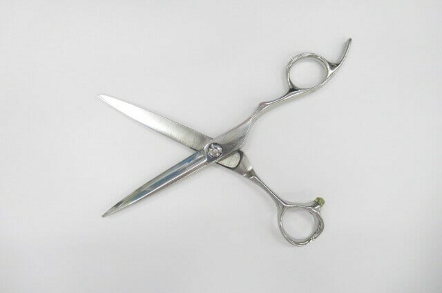 【中古】Bランク【BMCScissors】ExcaliburEDR-58Dシザーハサミ鋏はさみ美容師・理容師5.9インチ右利き研ぎ・メンテナンス済み:H-2758