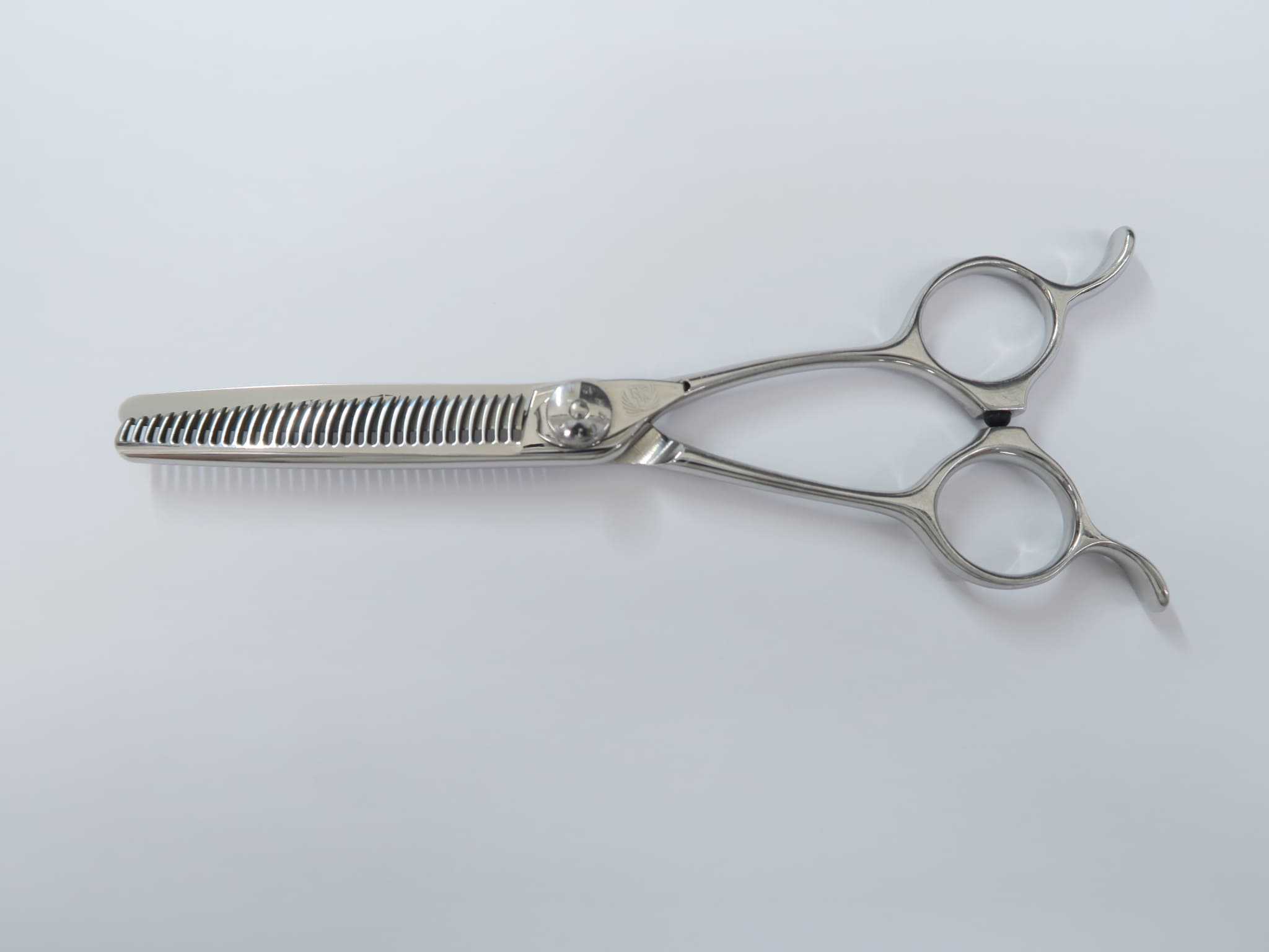 Cランク【ナルトシザー naruto scissors】 二梳きSTクォーターセニング S31 セニング 美容師・理容師 5.8インチ 右利き 【中古】:H-6076のサムネイル