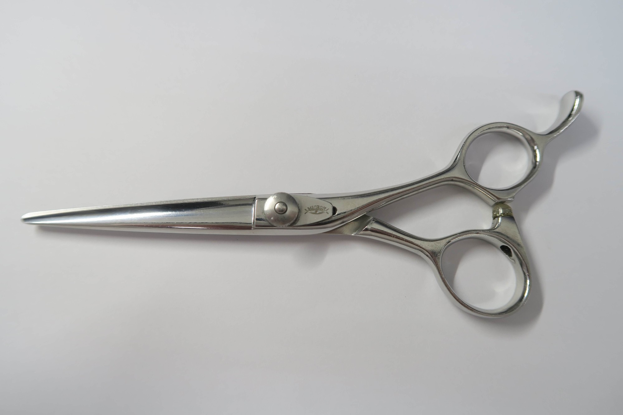 Bランク【MICRON】 WX60 シザー 美容師・理容師 5.6インチ 右利き 【中古】:H-9265