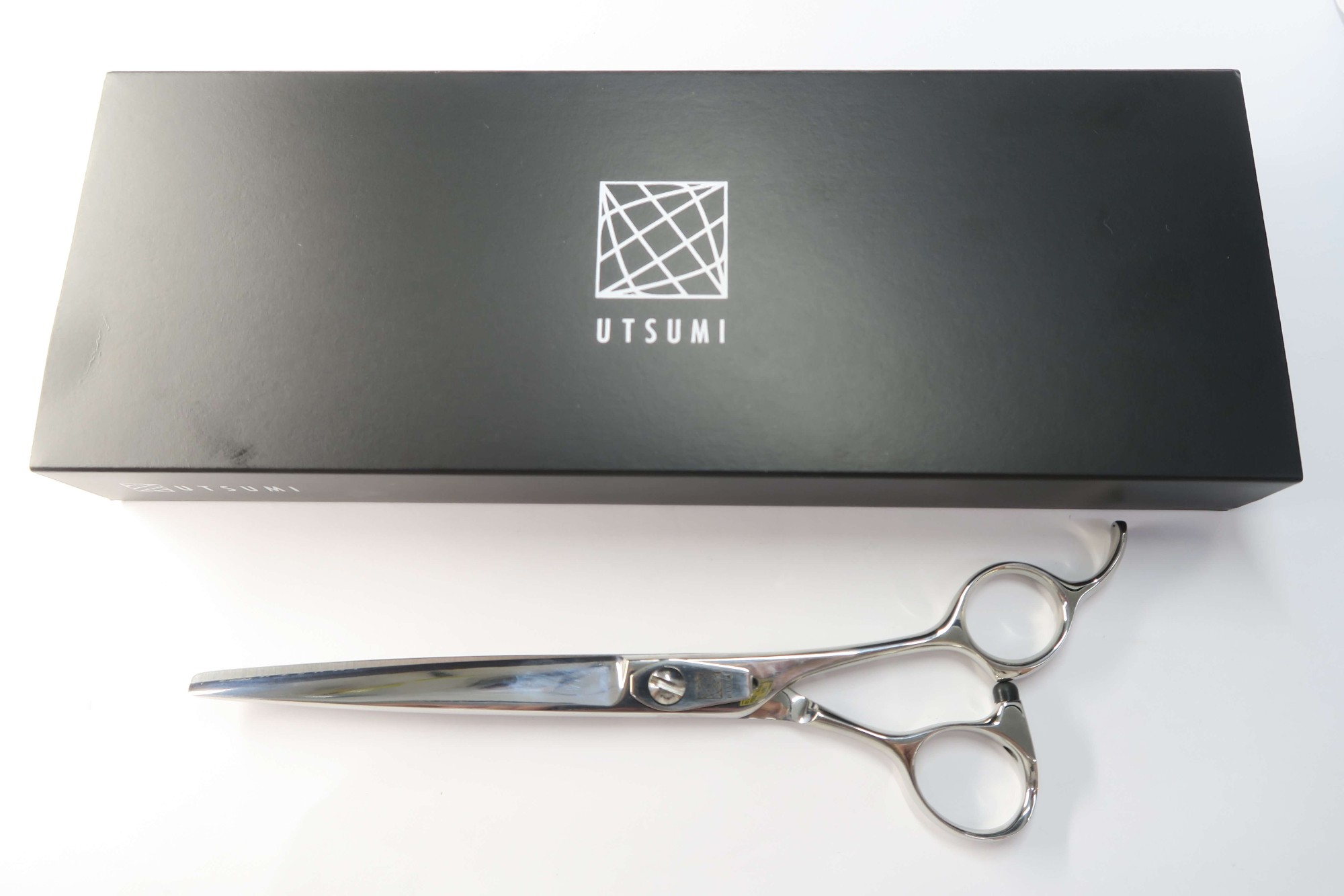 Sランク【UTSUMI ウツミ 内海】 USSX70C シザー 美容師・理容師 7.0インチ 右利き 【中古】:G-1370