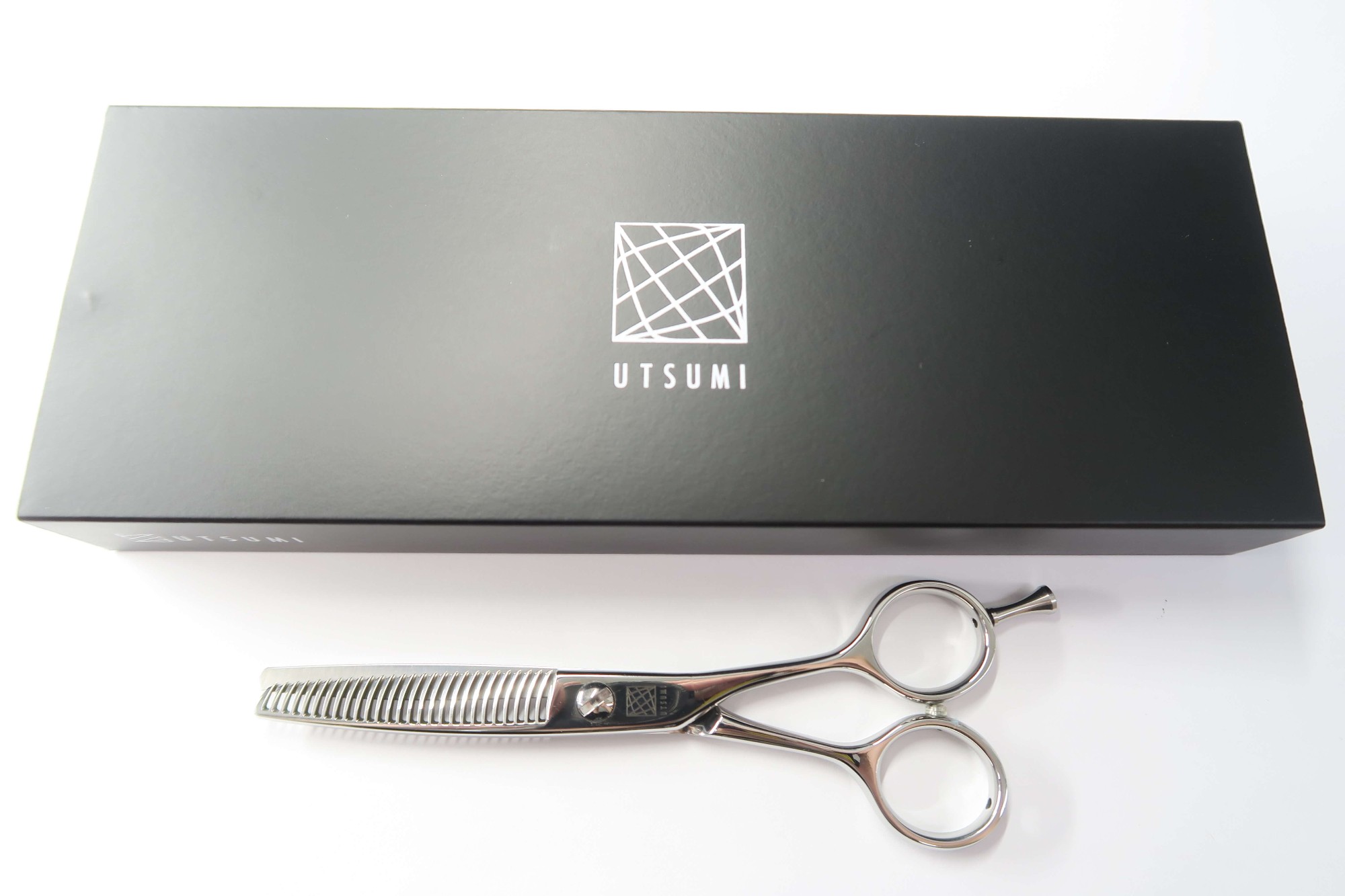 Sランク【UTSUMI ウツミ 内海】 Therap-star20 セニング 美容師・理容師 5.75インチ 右利き 【中古】:G-1380