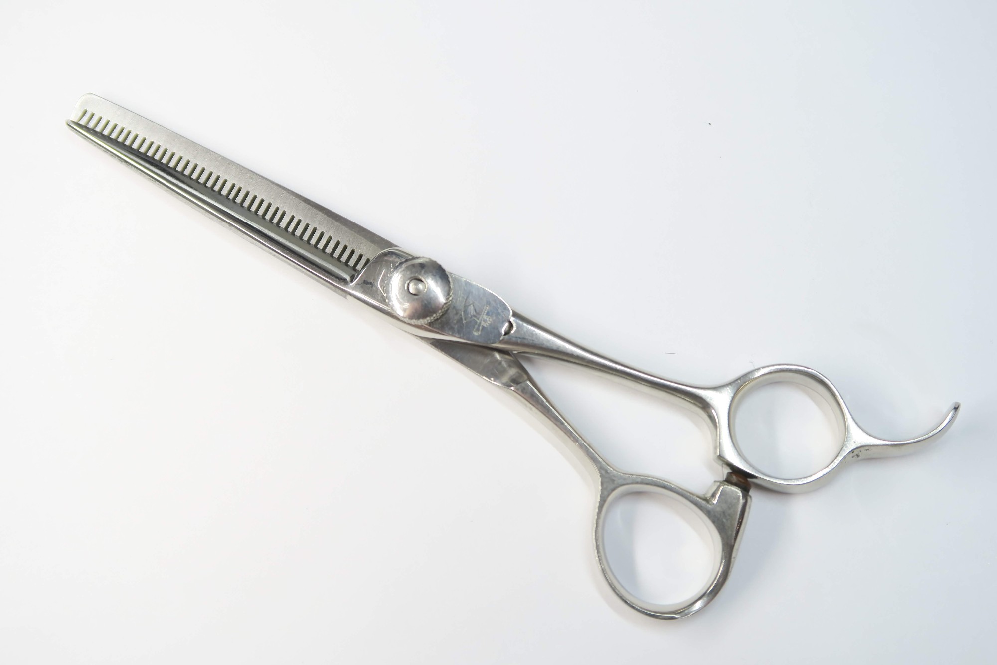 Dランク【ナルトシザー naruto scissors】 セニング 美容師・理容師 6.0インチ 右利き 【中古】:H-10358