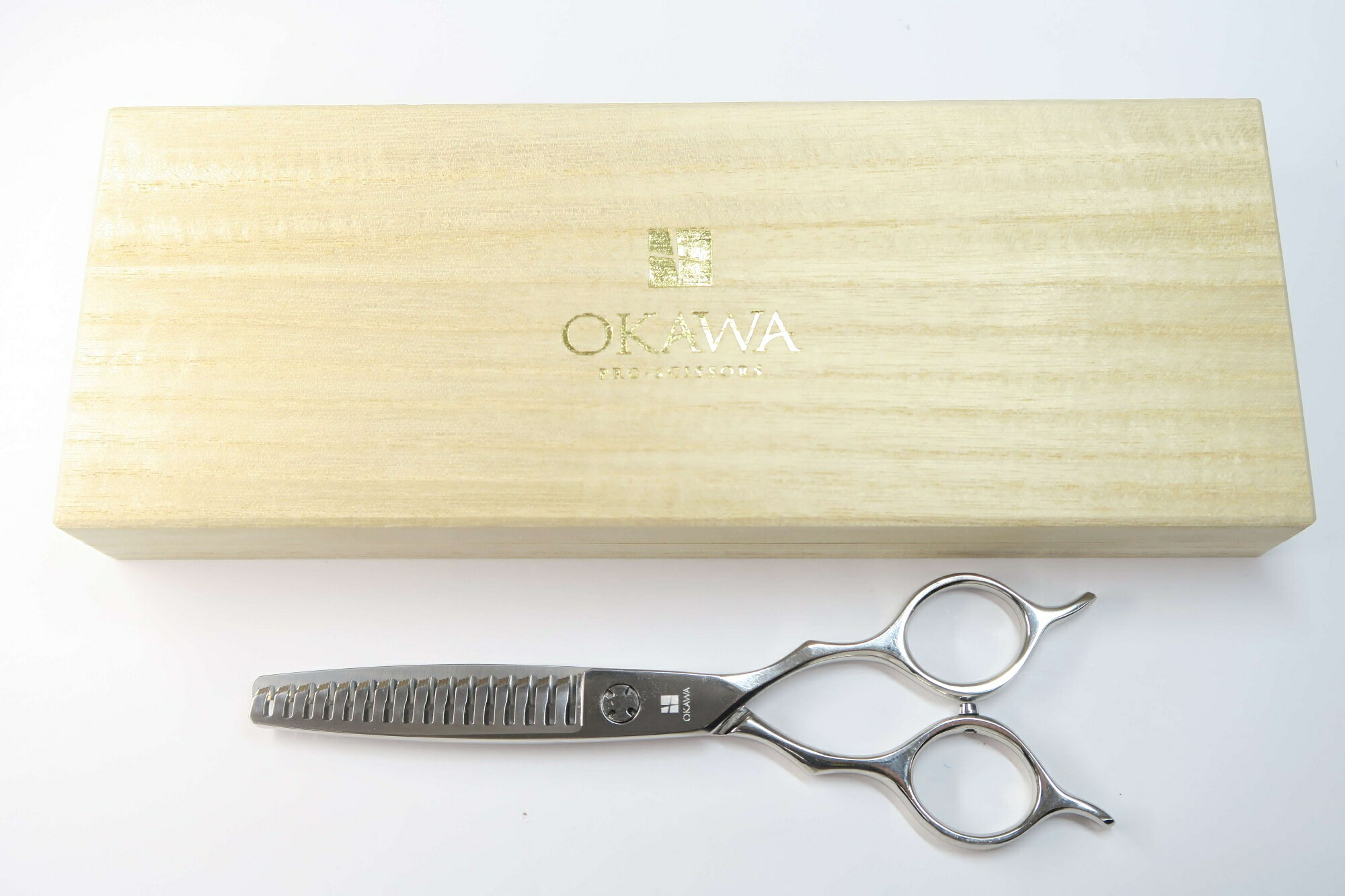 Cランク【OKAWA PRO SCISSORS オオカワプロシザーズ】 163 セニング 美容師・理容師 5.8インチ 右利き ..