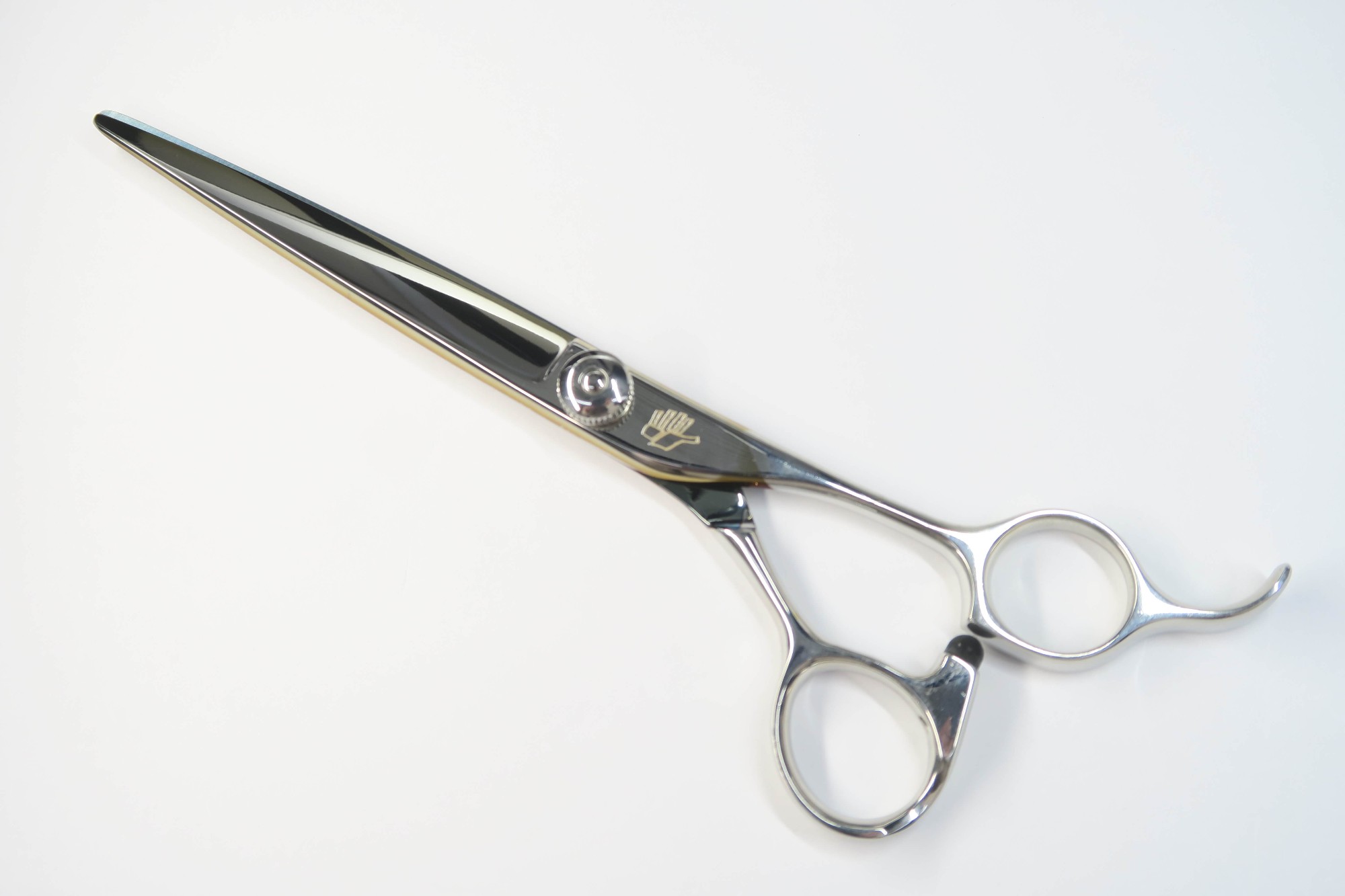 商品情報メーカーMAIN D'OR マンドール型番N102-65商品管理番号H-10660利き手 右利きはさみのタイプシザーハンドルオフセットインチ数6.5重量(g)59.0カット率 % (約の数値)状態ランクA切れ味目安としてティッシュを...