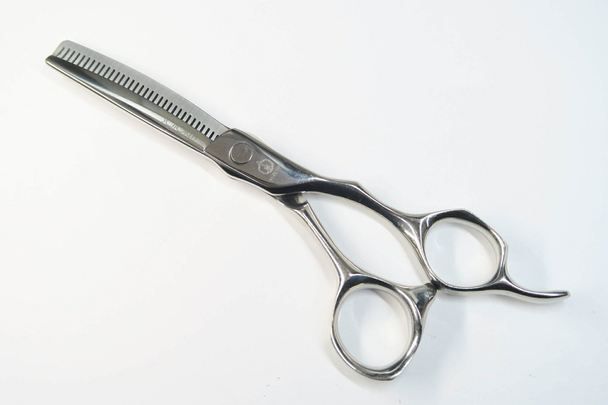 Cランク【MIZUTANI SCISSORS ミズタニシザーズ】 SCHOREM MASTER 33 セニング 美容師・理容師 5.7インチ 右利き 【中古】:H-10932