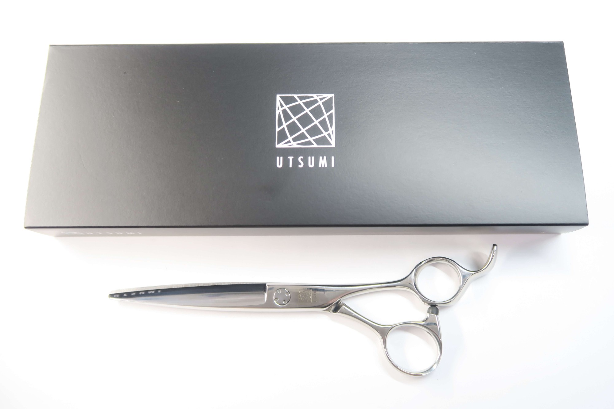 Sランク【UTSUMI ウツミ 内海】 CLAM60 シザー 美容師・理容師 6.0インチ 右利き 【中古】:G-1624