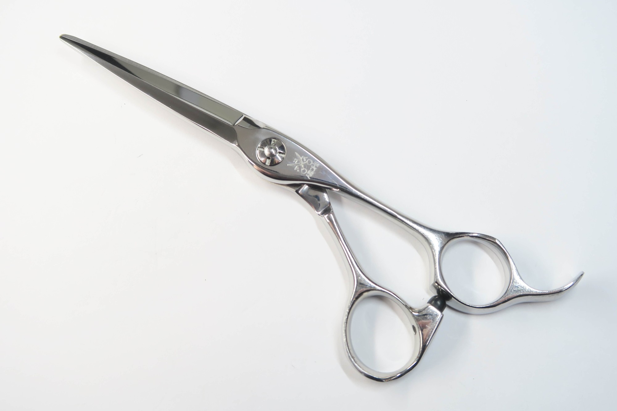 樂天商城 - Bランク【AKKOHS アコス】 ZB600 シザー 美容師・理容師 6.0インチ 右利き 【中古】:H-11245