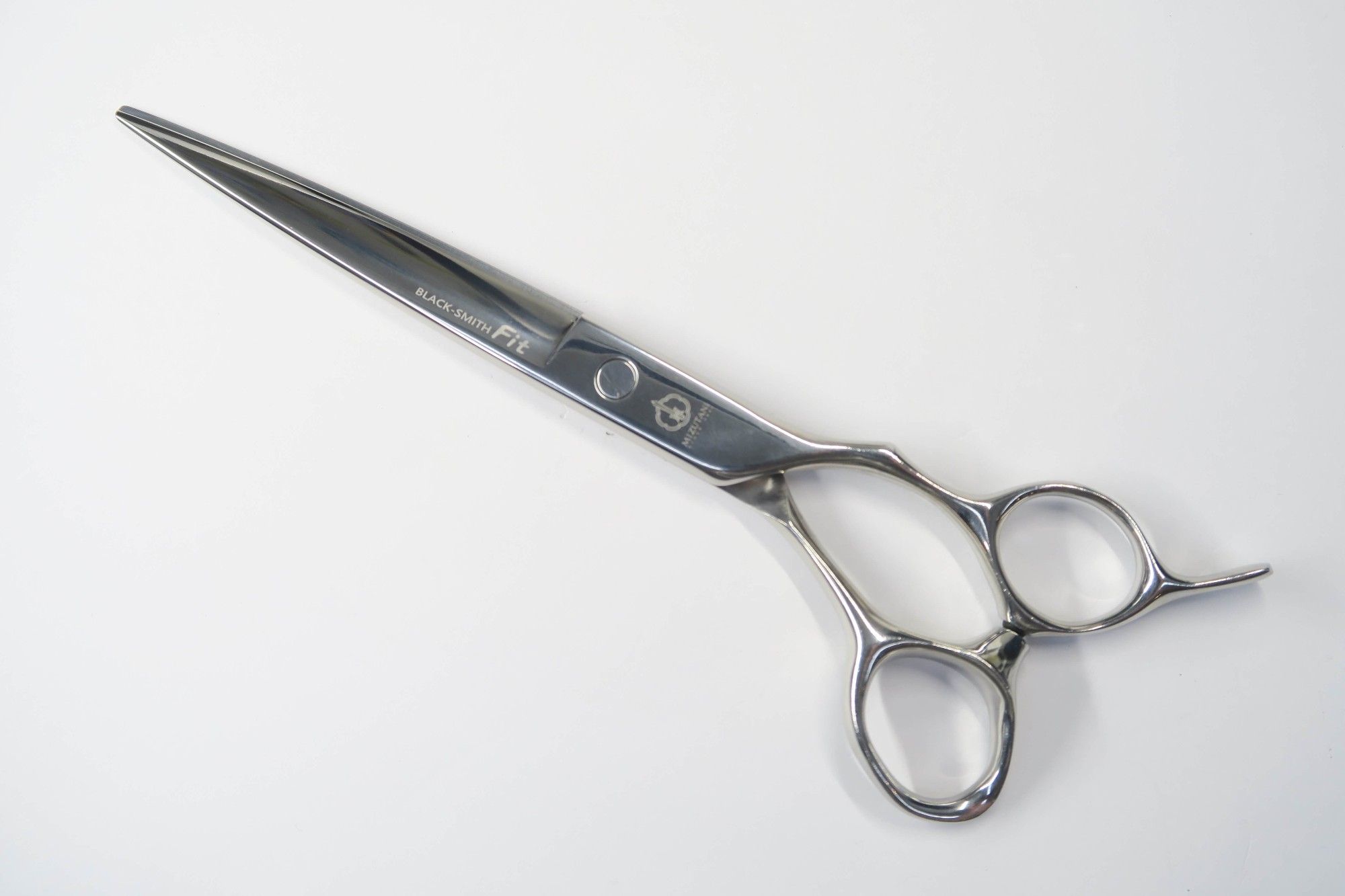 Bランク【MIZUTANI SCISSORS ミズタニシザーズ】 BLACK-SMITH Fit シザー 美容師・理容師 7.0インチ 右利き 【中古】:H-12089