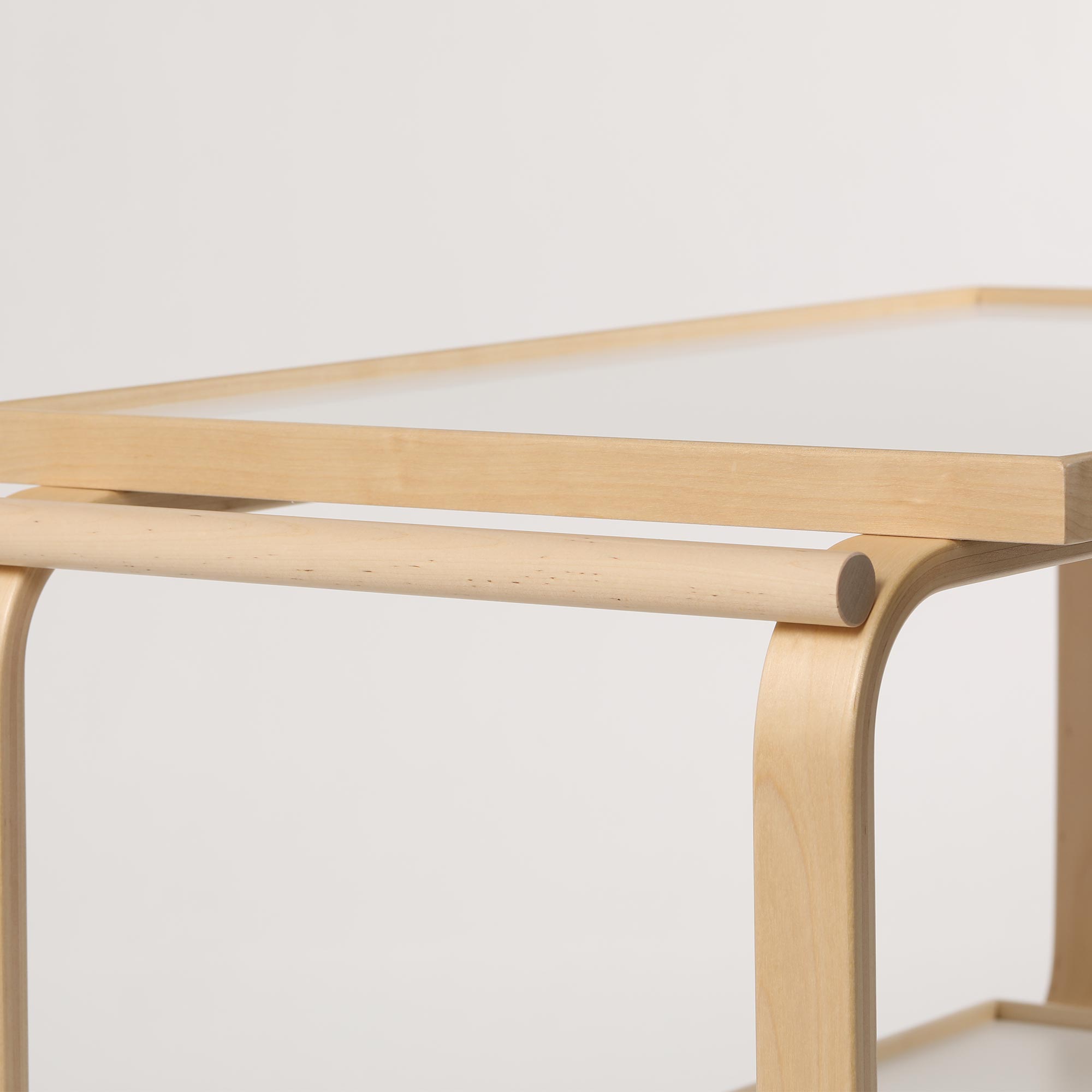 scope version.Rの【1点購入につきアルテックノベルティプレゼント！】【0048】アルテック / 901 ティートロリー ホワイト ラミネート [Artek / Tea Trolley 901](テーブル)