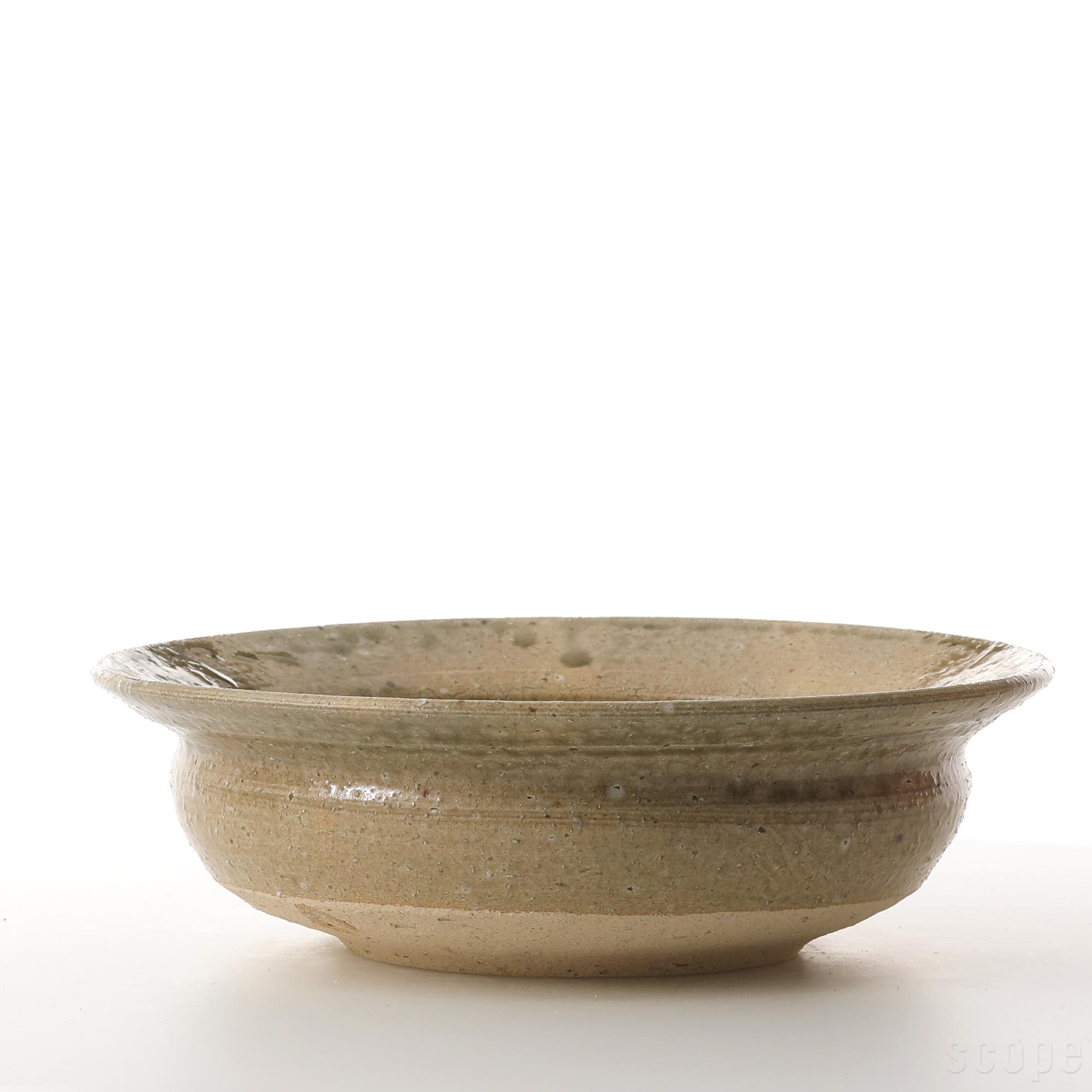 【0016】東屋 / カブト鉢 松灰