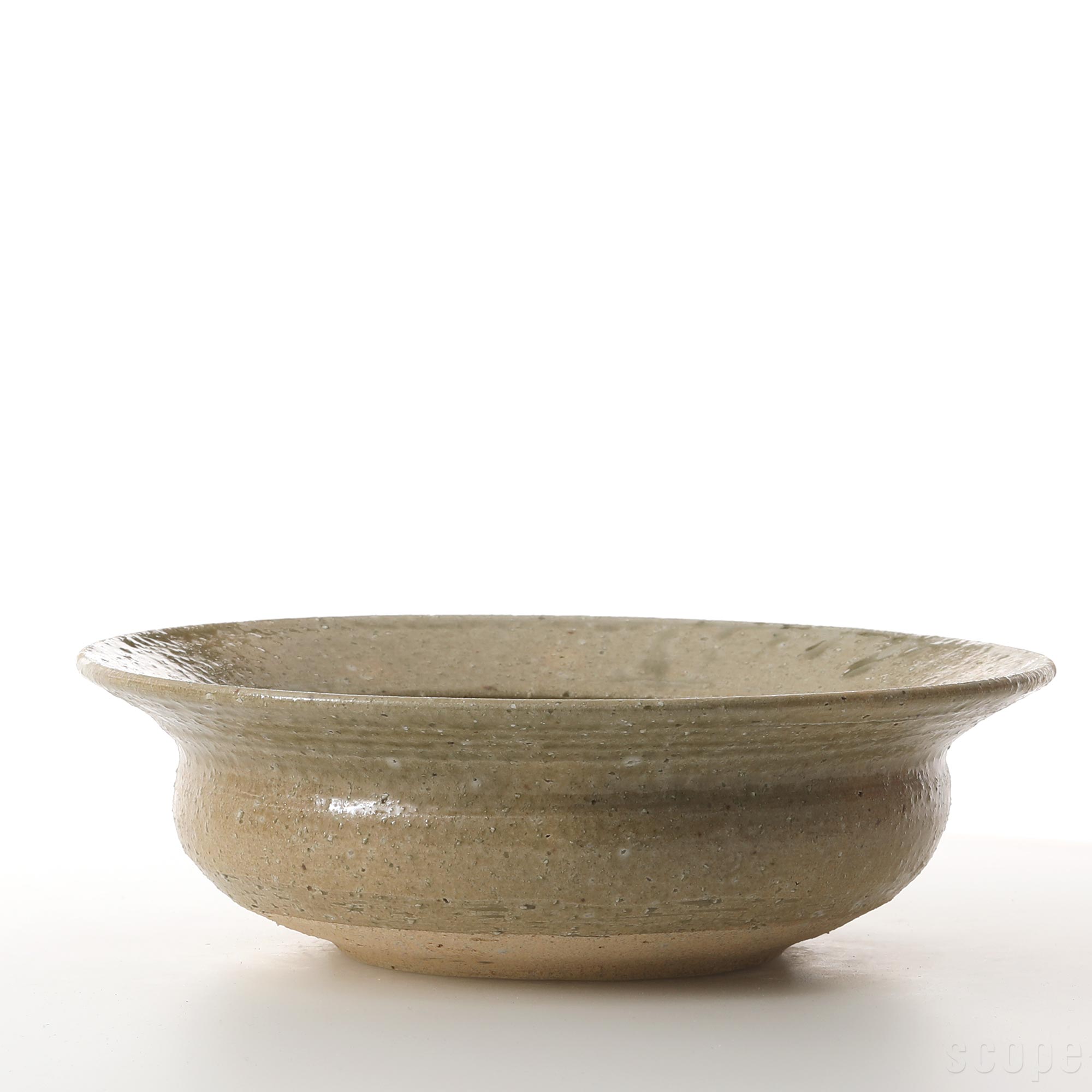 【0031】東屋 / カブト鉢 松灰