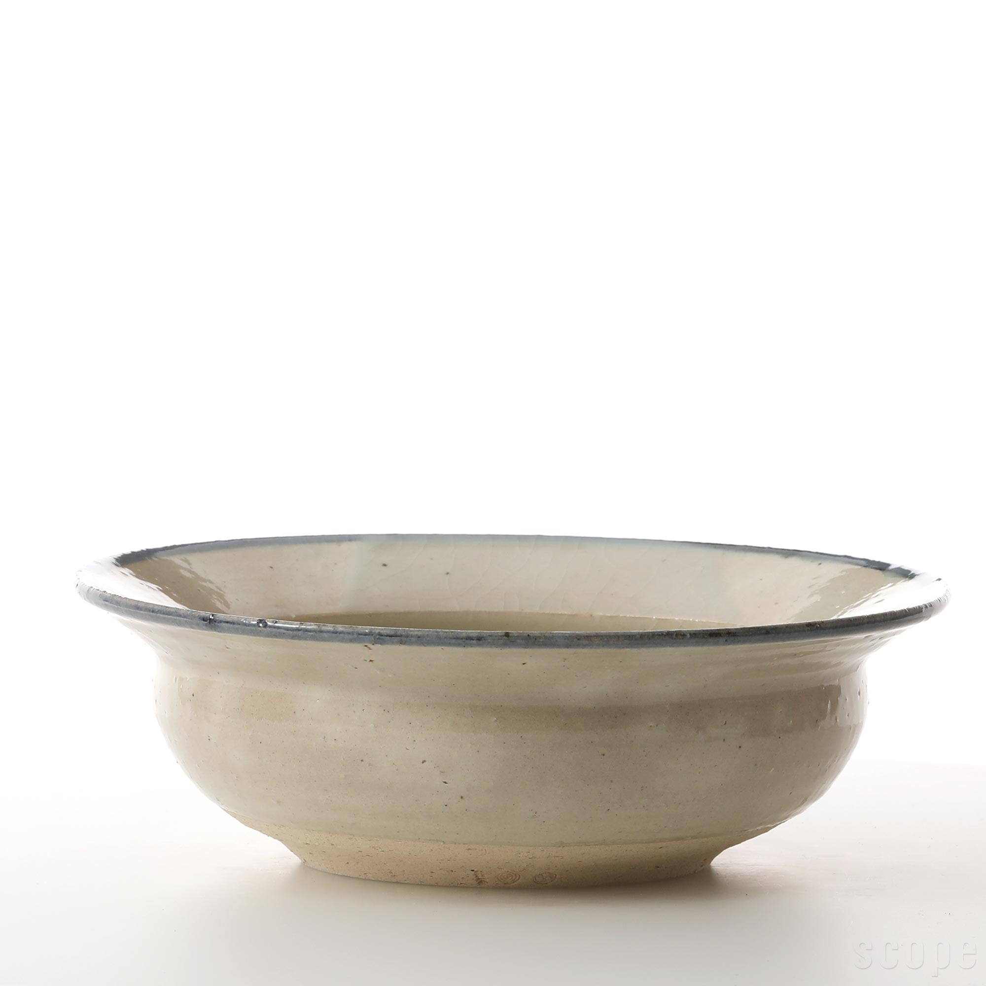 【0009】東屋 / カブト鉢 皮鯨呉須